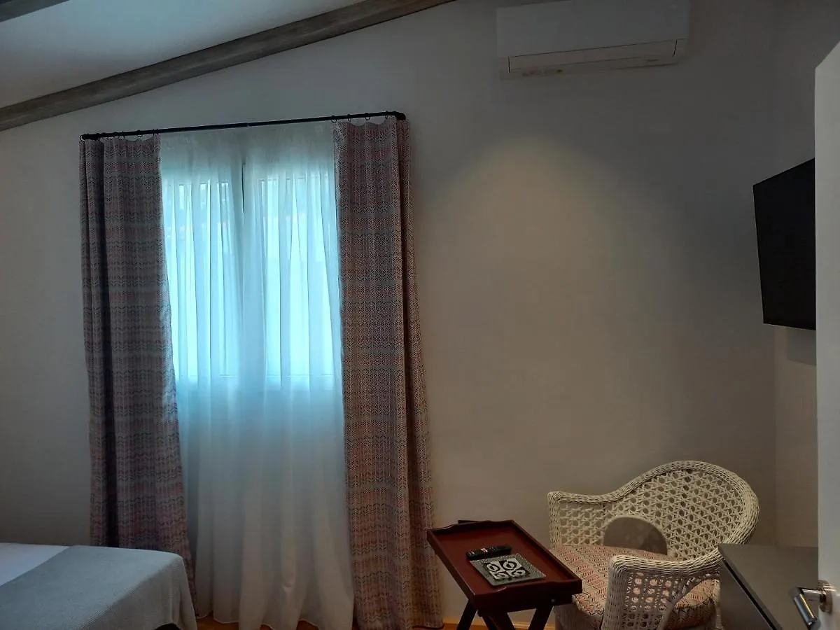 ספליט Unique Residence With Garden And Sea View